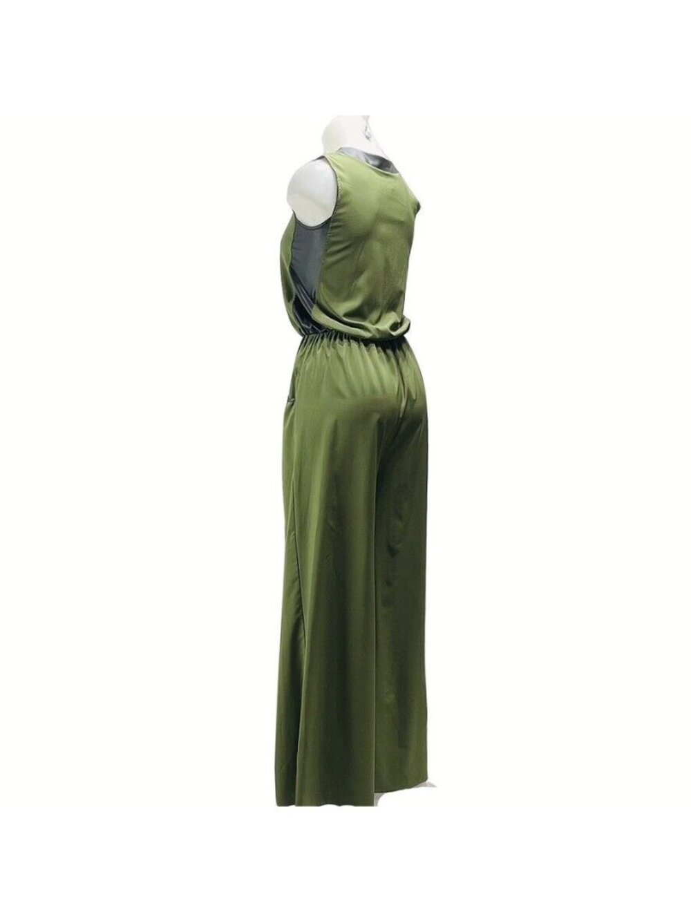 SAVANNAH RAE Sleeveless Olive & Black Jumpsuit With V-Neck - Picture 3 of 13
